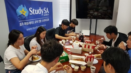 호주 애들레이드_ 호주조기유학_ 호주공립학교 1.jpg
