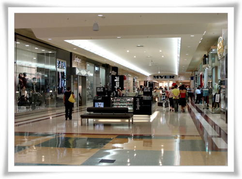 westfield_marion_02[1].jpg