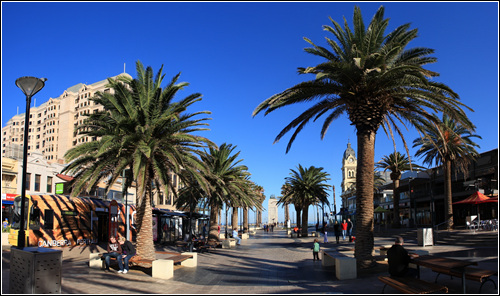 Glenelg_south_aust[1].jpg