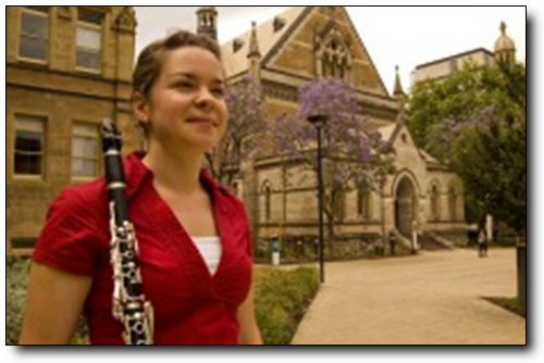 230x150_student_elder[1].jpg